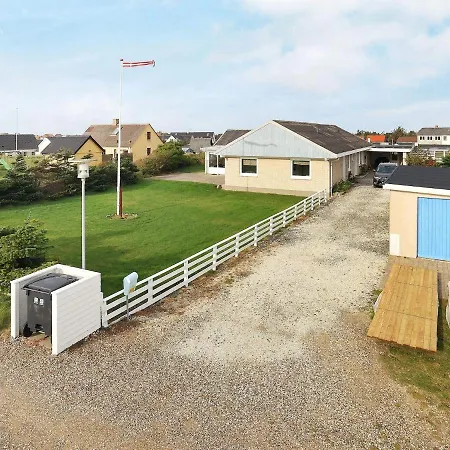 Vakantiehuis Holiday Lervej *